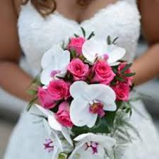 The delightful belgian town of malmédy will forever be associated with the most infamous massacre it is unlikely that we shall ever know the precise sequence of events at the baugnez crossroads, near. Magie Des Fleurs A Malmedy Blumen Gartner Boncado