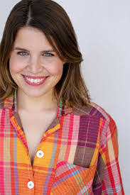 Kari Strickland's Instagram, Twitter & Facebook