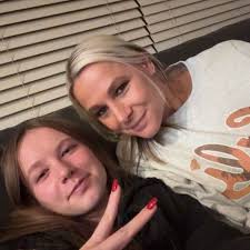 Fundraiser for Molly Z by Giavonna Prchal : Support my mom's battle against  breast cancer