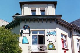 El haus der jugend se encuentra en sachsenhausen, un distrito de ambiente animado, a solo 15 minutos a pie del centro histórico de frankfurt y el museumsufer (la orilla de los museos). Haus Der Jugend Mitten In Der Innenstadt Von Marburg