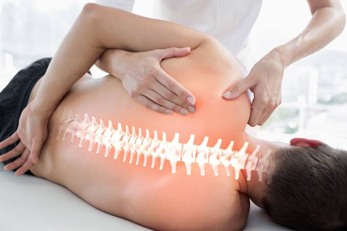 Massage thérapeutique vs relaxant : lequel choisir selon vos besoins ?