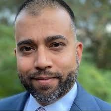 Mohamed Hashim's Instagram, Twitter & Facebook