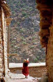 Adin Yuregimde Kaldi Ne Ben Soyledim Ne Kimse Duydu Gozlerim Yollarda Kaldi Ne Sen Geldin Ne Ben Baska Yol Baktim Fotografcilik Resimler Fotograf