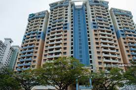 Lägenheten har 4 sovrum och ett fullt utrustat kök med kylskåp och spishäll. Vista Komanwel A Jalan Barat Bandar Bukit Jalil Bukit Jalil Kuala Lumpur 3 Bedrooms 1224 Sqft Apartments Condos Service Residences For Sale By Lucas Khor Rm 380 000 32543162