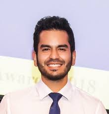 Cesar Villa-Garcia, #FIUSCIS Student, Named FIU Worlds Ahead Graduate
