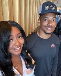 Ali Floyd's Instagram, Twitter & Facebook