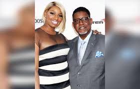 A year later, her husband gregg leakes is. Zjturv1y9hkimm