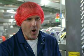 Bradley Walsh halts The Chase after Anne Hegerty spots player's outfit  error