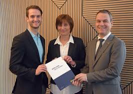 Bank nuernberger beteiligungs ag nufringer bank raiffeisen eg oberbank ag oberhaardter raiffeisenbank eg obernheimer bank eg offenbacher. Raiffeisenbank Weitere Drei Jahre Premium Partner Der Akademie Sv Ried