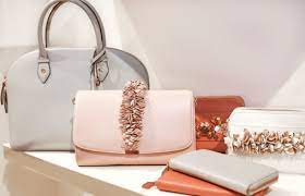 The top 10 most expensive designer handbag brands in the world. Top 10 Most Expensive Handbag Brands In The World 2021 Webbspy
