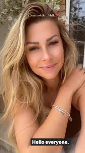 I'd be lying if I said I'm doing well' admits pregnant Mrs Hinch as she  recalls 'crying