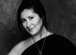 Adiós a Dunia Ayaso