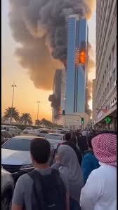 🚨BREAKING: An Iranian missile has struck a luxury skyscraper in Bahrain  reports suggest that this skyscraper is housing senior U.S. military  command personnel. Bahrain officials have not yet released any statements.