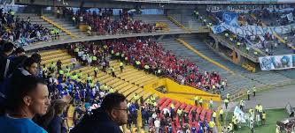 Otras 3 personas fueron capturadas sea el primero en dejar un comentario on distrito suspende ingreso de público a estadios tras. Hinchas Del Dim Protagonizaron Disturbios En El Campin Mistica Deportiva