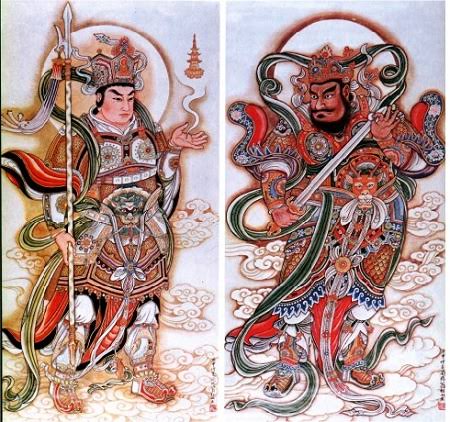 Tượng Hộ Pháp Nhị Diện Thần với hai khuôn mặt biểu tượng