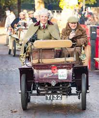 Edd China Of Wheeler Dealers Tv Series And Colleague The Wheel Of A Dedion At The Hyde Park Corner Start Line For The Annual Veteran London To Brighton Car R Veteran