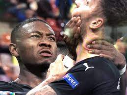 Austria teammate david alaba seemingly tried to silence arnautovic by grabbing hold of his jaw during the angry celebration. à½Šà½£à½–à½¦à½¢à½„à½§ On Twitter Maximum Respect To David Alaba For Context This Is Austria S Captain Physically Intervening On His Own Striker Marco Arnautovic Who Was Celebrating Scoring The Winner With A Racist Rant