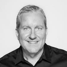 Travis Linder's Instagram, Twitter & Facebook