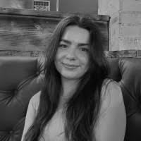 20+ "Ellie Holt" profiles