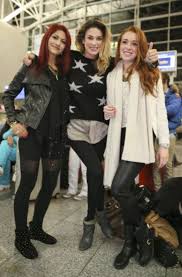 German redhead realitystar ‍ #foreveronvacation dubai @crystalfashion.vip on instagram coming soon… www.crystalfashion.vip. Schauspielerin Georgina Fleur Teilnehmerin Der Tv Show Bachelor Auf Dem Flughafen In Frankfurt Am Main Vor Dem Flug Nach Australien Ins Dschungelcamp Stuttgarter Zeitung