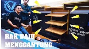 Rak display pakaian butik baju distro murah jual gawangan atau gantungan baju model gawangan kayu tinggi keseluruhan 1 5 meter tinggi gantungan 120 cm cocok untuk display koas kemaja baju batik di atas. 26 Top Konsep Rak Baju Distro Dari Kayu Cute766
