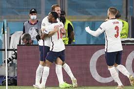 Qui de l'ukraine ou du l'angleterre remportera son quart de finale ? Uyc42pmup8rcmm