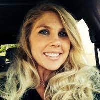 Stacy Bialek's Instagram, Twitter & Facebook