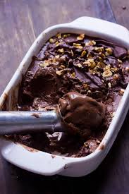 Glace Au Chocolat Aux Noisettes Et A La Pate A Tartiner Vegan