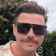 Jennifer Botelho and William Hosey's Wedding Website