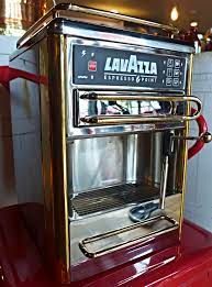250 x 2 x 10 packs (total 5 kg), you should buy this product because it has excellent quality. Lavazza Espresso Point Caffe Lingo
