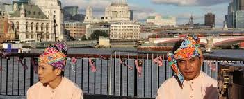 Check 'bank' translations into malay. Malay Weekend South Bank Se1 Catering Hire London