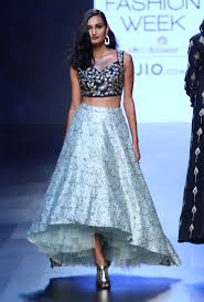 Anita Dongre And Payal Singhal S Best Bridals From Spring Summer 2017 Shaadi Bazaar Lakme Fashion Week 2017 Lakme Fashion Week Fashion Week