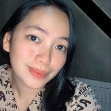 Rose Barrientos's Instagram, Twitter & Facebook