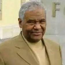 ورشة ايفيكو الميكانيكا وسمكر وزواق الشاحنات لصيانه الكاملة زليتن هاتف 📱  0914057475 سيارتك في امان بأدن وعمل علي مستوي من خدمه محركات وكمبيوات الي  سمكره وزواق الطقم كامل