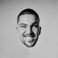 Katie Roxburgh (@katieleigh256)