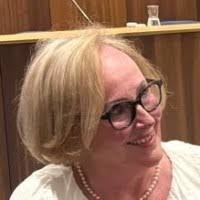 100+ "Karin M." profiles