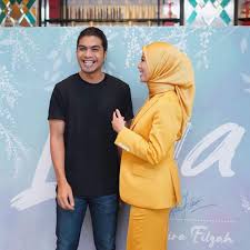 Pada ogos 2019, ben telah mendapat tawaran melakonkan watak qash adam dalam sweet dreams arahan michael ang yang bersiaran di astro ria, lakonan bersama mira filzah. Ewah Emoji Tu Ben Amir Kongsi Foto Tapi Respon Mira Filzah Lain Pula Yang Jadi