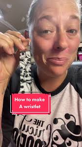 How to Make Wristbands Cricut