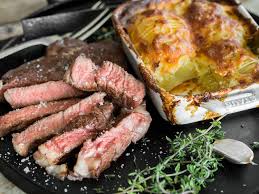 Franzosisches Kartoffelgratin Und Ein Saftig Sous Vide Gegartes Entrecote Sind Ein Absolutes Traum Duo Und Leicht Zu Hause Kartoffelgratin Rezepte Rinderfilet