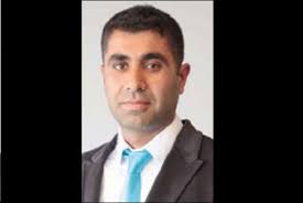 necati karyuz 1981 yilinda malatya da dunyaya geldi 1993 yilinda malatya da hali kilim tamirati ve ticaretine babasinin yaninda baslaya babalar tamirat gelin