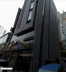 They introduce their trainees through their social media accounts. K Pop Entertainment Buildings In Seoul Trazy Korea S 1 Travel Shop