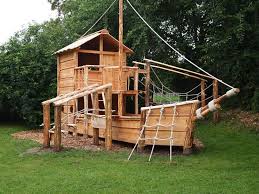 Spielschiff Tansania Almhutte Naturholzbau Spielgerate Fur Den Garten Kinderspielplatz Garten Spielhaus Garten