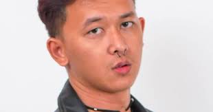 Konten dari Alexander Vito Edward Kukuh