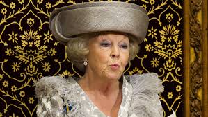Neighborhood restaurant, coffeehouse & meeting place in chicago's river north, streeterville, fulton market & oak brook neighborhoods. Dutch Queen Beatrix Announces She Will Abdicate