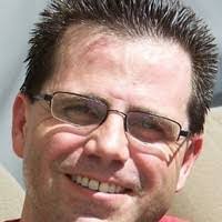 Steve Parisi's Instagram, Twitter & Facebook