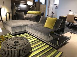 Sofa Cube Lounge Von Interprofil In Stoff Grun Mit Integriertem Glastisch Couch Schonerwohnen Schonhier Lifestyle H Sofas Wohnzimmer Lounge Sofa