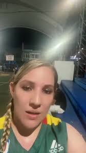 Noche de basquetbol en Guatemala: Ganamos el partido y ahora descanso para  dar clases mañana