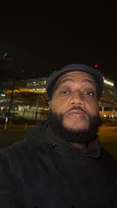 noellefrieltv A former Henry Ford St. John Hospital employee's family is  suing the hospital after staff allegedly lost a portion of her skull that  was removed during surgery, confusing it with another