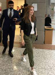 Maybe you would like to learn more about one of these? Elcin Sangu Nun Annesi Basay Okay Kizimin Istikbalini Engelledi Magazin Haberleri Ntv