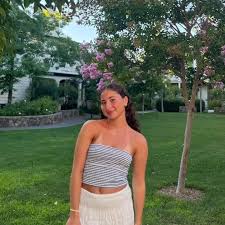 Hi! My name is Addison Woolley, and I'm from Bridge City, Texas. I'm not  100% committed, but SMU is one of my top three choices. I plan